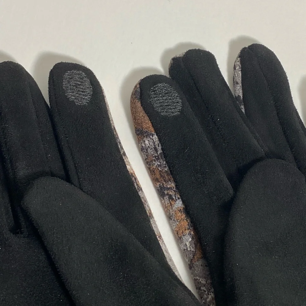 Winter Gloves - Picture 4 of 4